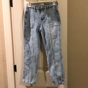 Universal thread High rise slim straight